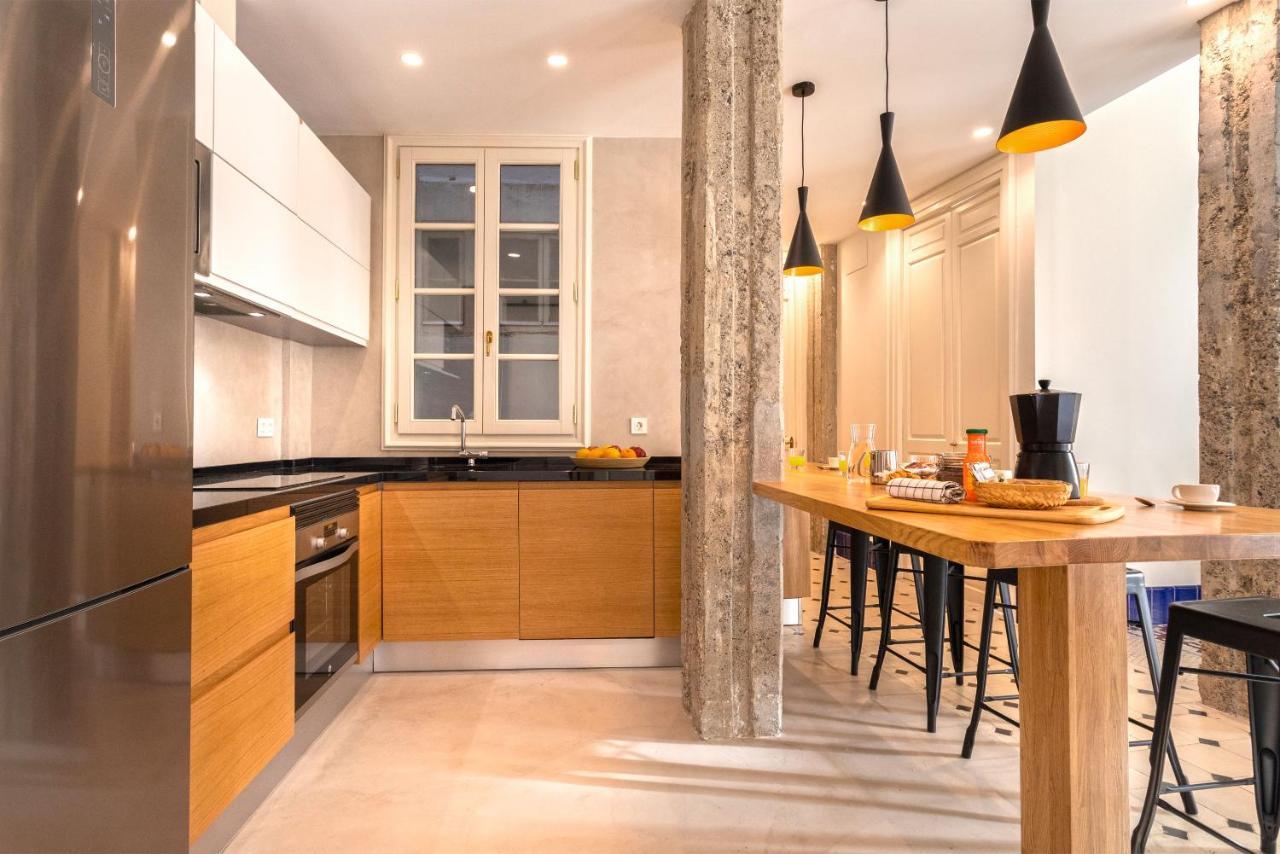 Genteel Home Cervantes Малага Екстериор снимка