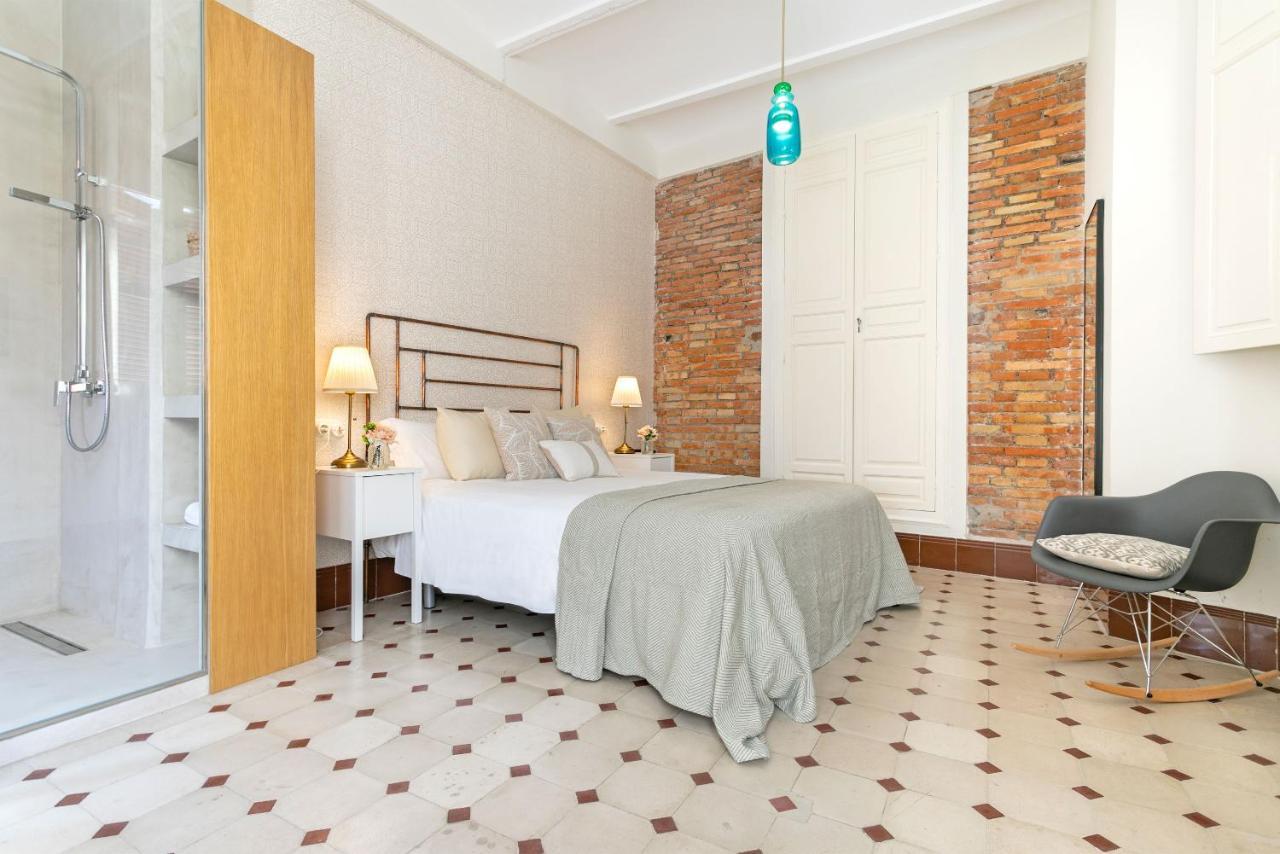 Genteel Home Cervantes Малага Екстериор снимка