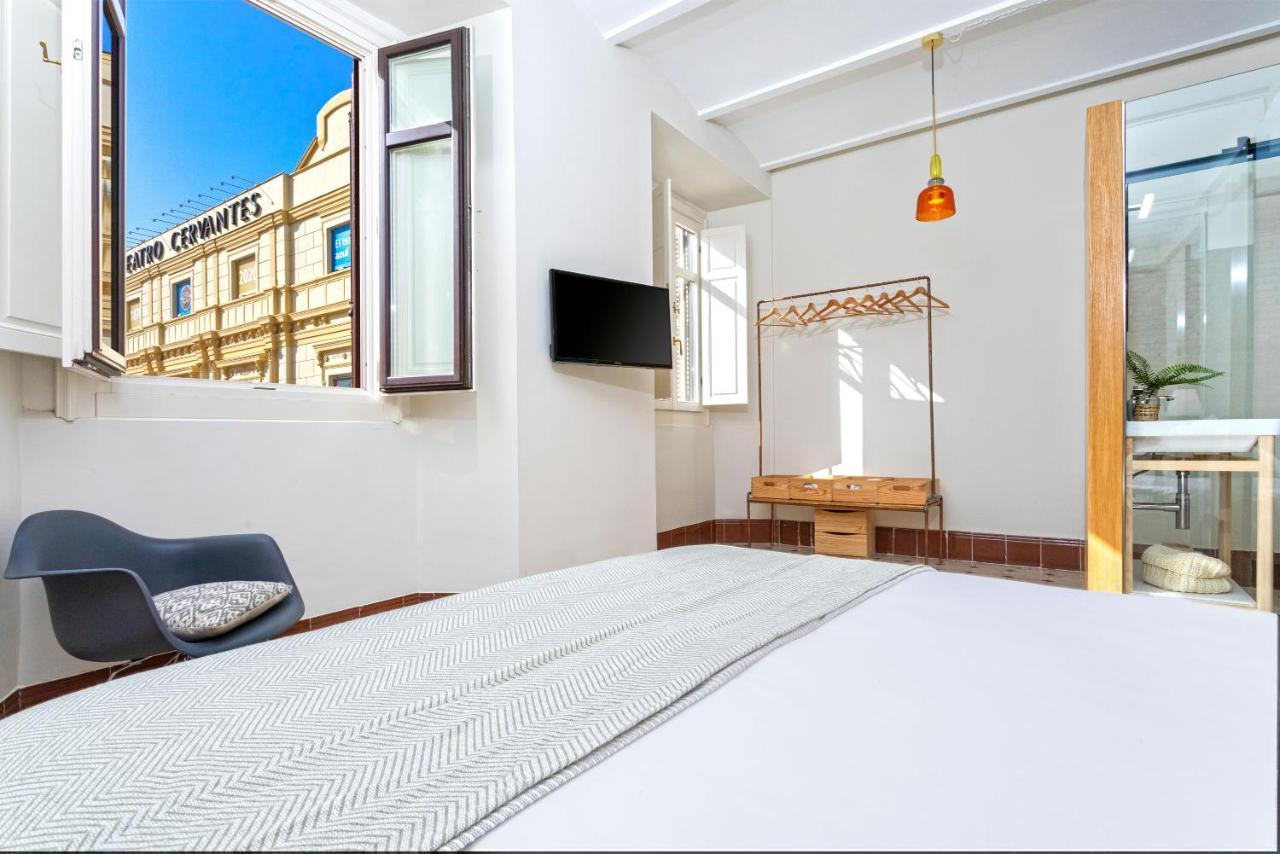 Genteel Home Cervantes Малага Екстериор снимка